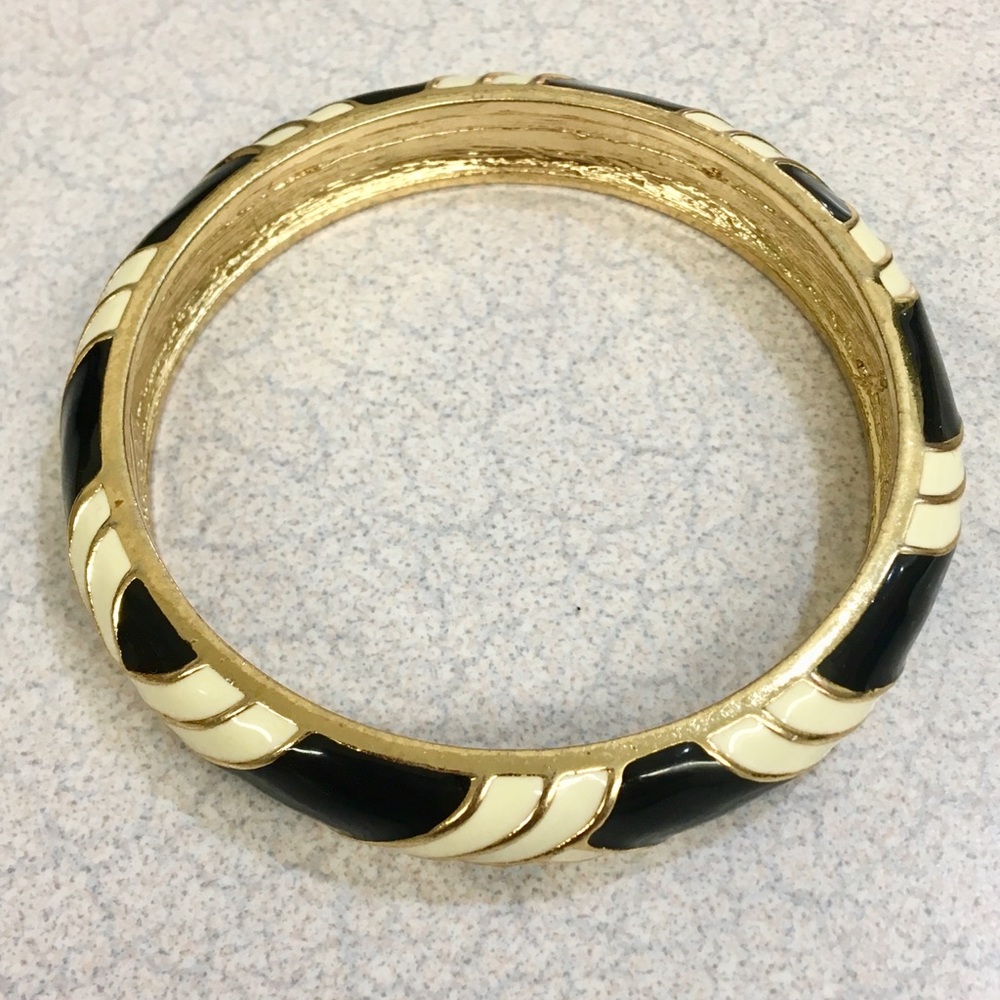 Amazing J Crew gold and enamel bangle!